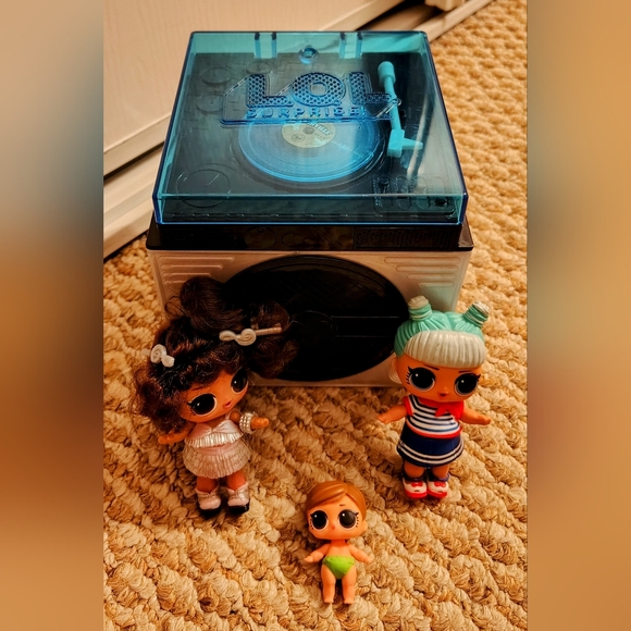 L.O.L. Surprise! Dolls & Music Box - Picture 1 of 9